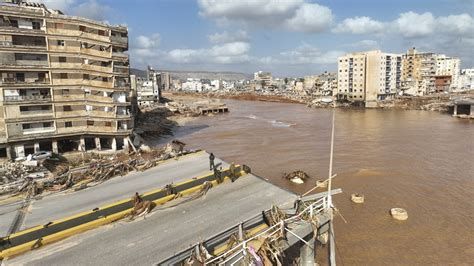 enchentes na líbia